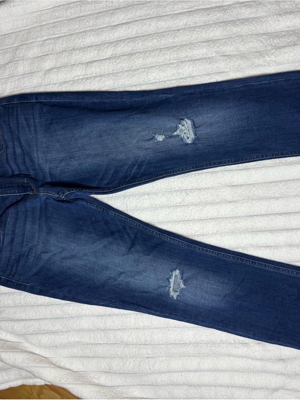 Levi's Navy Blue Ripped Skinny Jeans